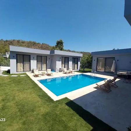 Teamhouse Villa